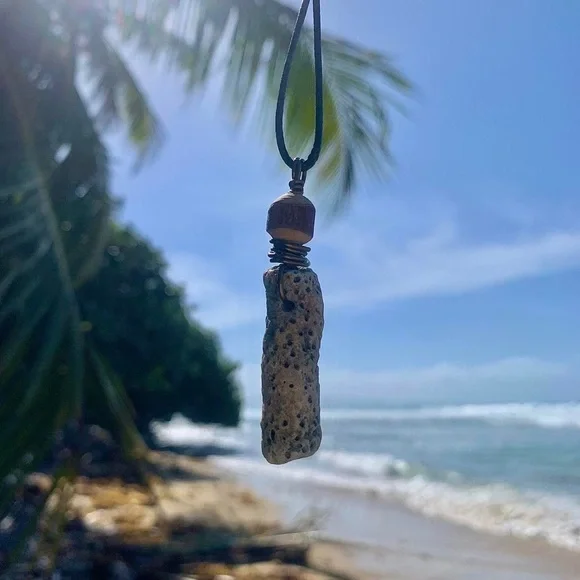 Wire wrapped coral and wood bead Necklace bohemian beach jewelry - Picture 1 of 4
